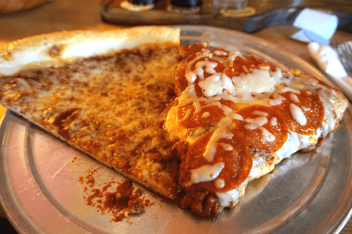 Regular and Satch pan pizza