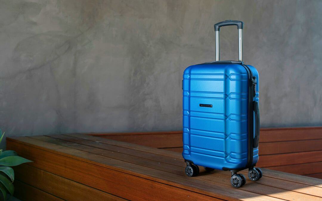 Want to travel light but still look good? We've got you covered! We offer helpful tips to ensure you look great while carrying less.