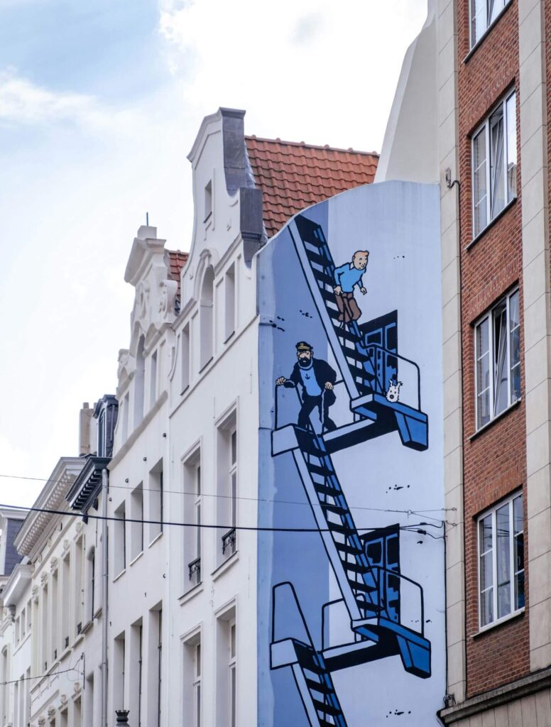 Mural on side of wall in Brussels